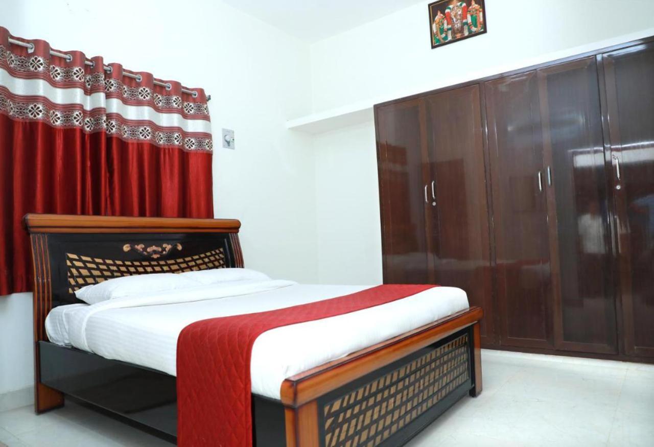 Truelife Homestays - Alamelu Avenue - Fully Furnished Ac 2Bhk Apartments In Tirupati - Walkable To Restaurants & Super Market - Fast Wifi - Kitchen - Easy Access To Airport, Railway Station, Sri Padmavathi & Tirumala Temple מראה חיצוני תמונה